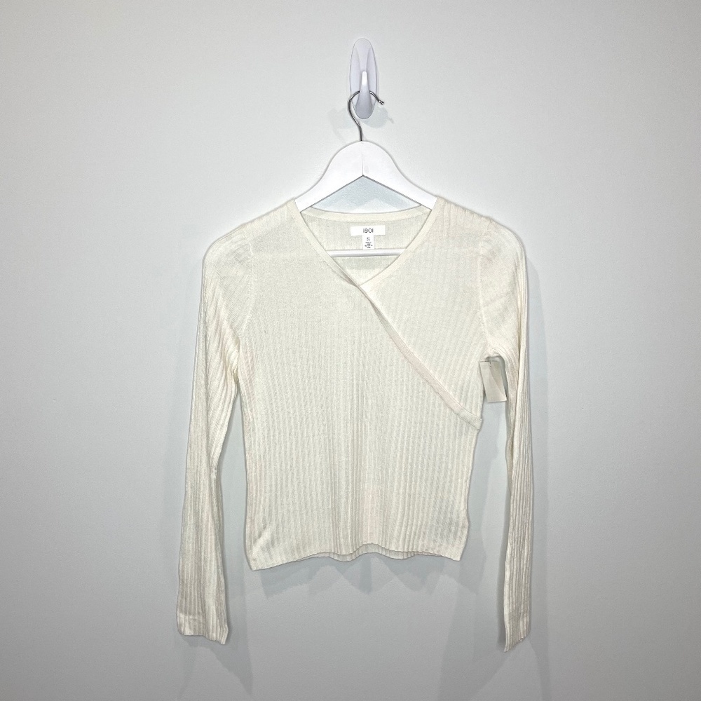 1901 White V-Neck Long Sleeve Jersey Top